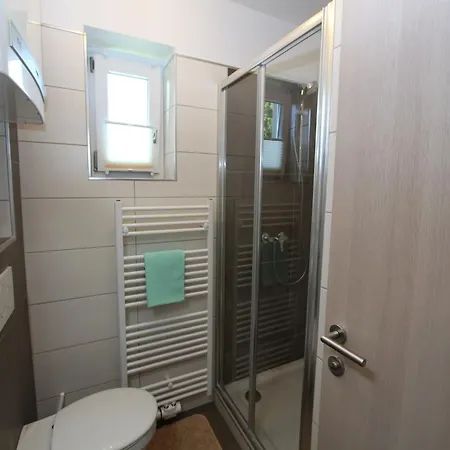 Gorgeous Luxurious House With Large Garden Close To The Town Centre And Piste